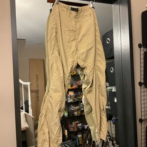 Men’s Patagonia Tan Chinos for Casual Comfort Medium